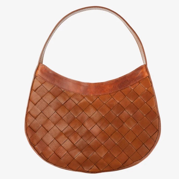 BRAVE - women’s Ava Vachetta Tan luxe leather shoulder bag hand woven - Picture 2 of 10